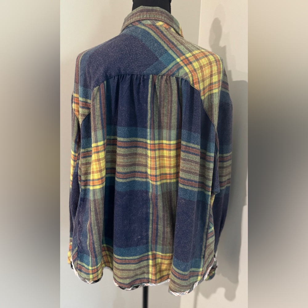 BDG Plaid‎ Flannel Button Up Shirt Oversized Blue Yellow Green Women's M - Picture 4 of 9
